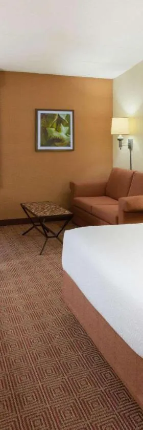 La Quinta Inn by Wyndham Minneapolis Airport Bloomington，位于布卢明顿的酒店