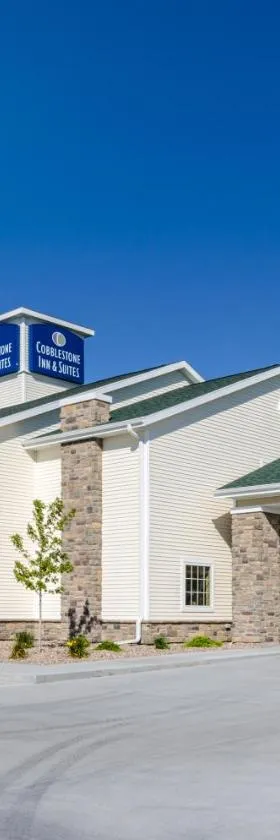 Cobblestone Inn & Suites Cambridge，位于Cambridge的酒店