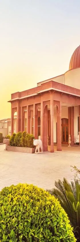Orchha Palace and Convention Centre，位于奥拉奇哈的酒店
