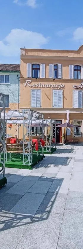 Alba Góra Św Anny Restauracja i Pokoje，位于Góra Świętej Anny的酒店
