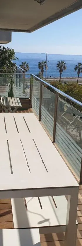 Apartamento Bea Beach，位于巴达洛纳的酒店