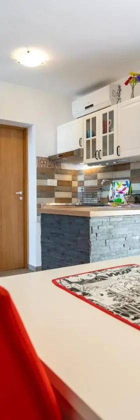 Stara Baska Apartments，位于斯塔拉巴斯卡的酒店