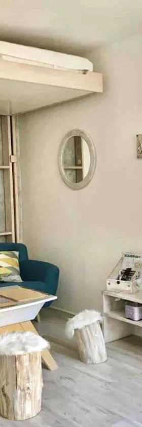 Joli studio SCANDINAVE，位于米利拉福雷的酒店