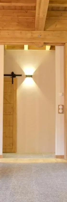L'Alpage de la Bergerie apartment in a cosy farmhouse !，位于Nâves-Parmelan的酒店