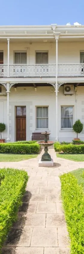 Denison Boutique Hotel，位于洛坎普顿的酒店