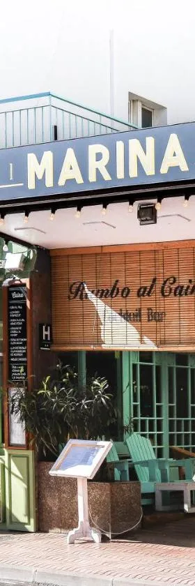 Hotel & Restaurant Marina Palamós，位于帕拉莫斯的酒店