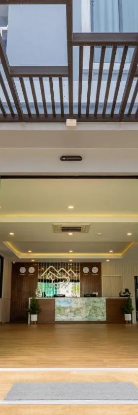 Horsehill Hotel Sriracha，位于是拉差的酒店