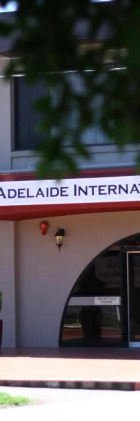 阿德莱德国际汽车旅馆，位于阿德莱德的酒店