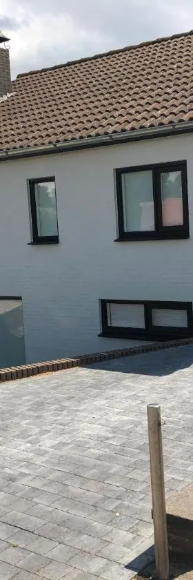 Graafjansdijk B Vakantiehuis met 3 slaapkamers net over de Belgische grens，位于韦斯特多珀的酒店