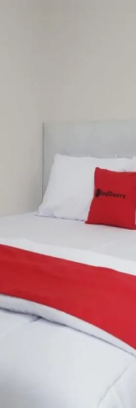 RedDoorz Syariah near UNSOED，位于普禾加多的酒店