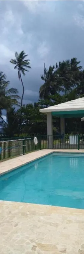 Casa Del Mar !!! Ocean front villa，位于阿瓜达的酒店