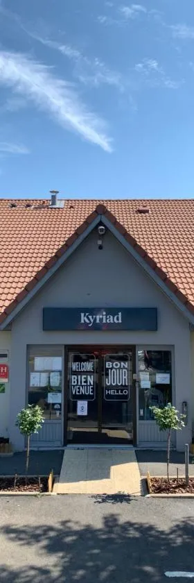 Kyriad SEDAN，位于色当的酒店