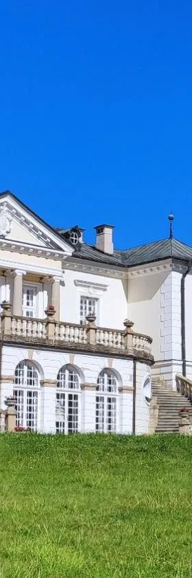 Pokoje Gościnne Pałac w Balicach Instytut Zootechniki PIB，位于Balice的酒店