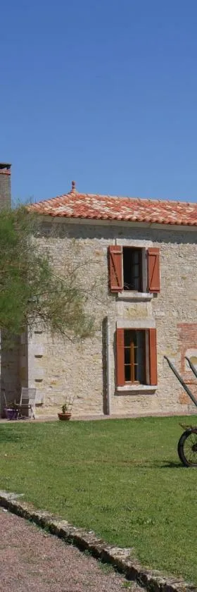 Le Tamaris Chambres d'hôtes，位于圣埃米娜的酒店