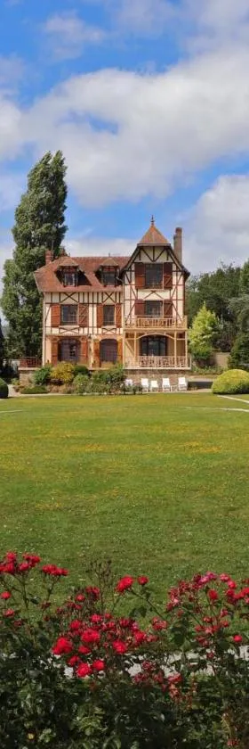 Domaine des Thomins，位于Cisai-Saint-Aubin的酒店