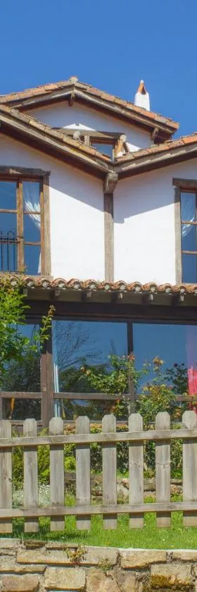 Viviendas Rurales El Covaju，位于Cabezón de Liébana的酒店