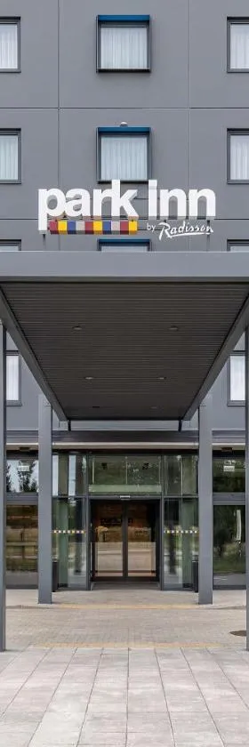 Park Inn by Radisson Vilnius Airport Hotel & Conference Centre，位于维尔纽斯的酒店