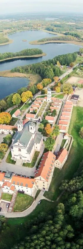 Pokamedulski Klasztor w Wigrach，位于维格雷的酒店