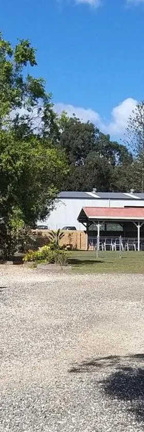 塔里乡村汽车旅馆，位于塔里的酒店