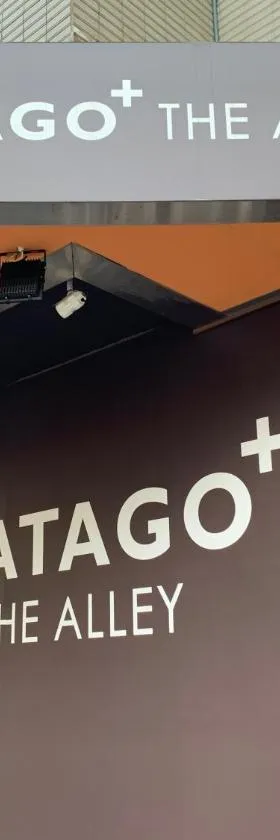 HATAGO+ THE ALLEY，位于台北的酒店