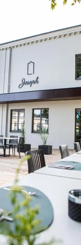 Hotel Restaurant Joseph，位于布如克纽多夫的酒店