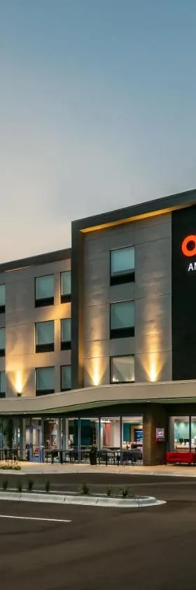 Avid Hotels - Roseville - Minneapolis North by IHG，位于罗斯维尔的酒店