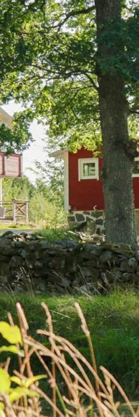 Bergakungen Stugby，位于Osby的酒店