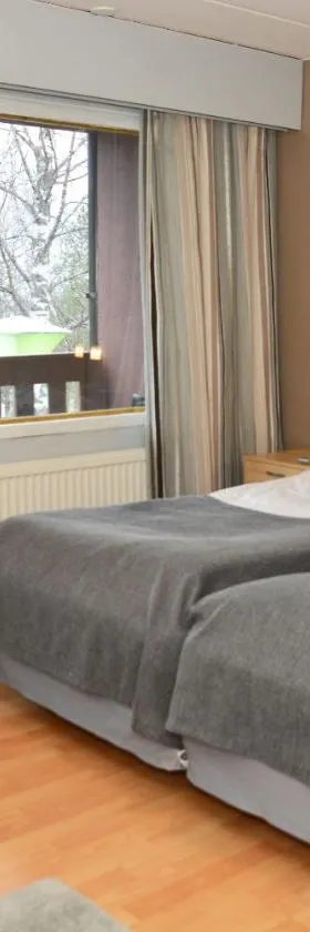 Revontuli Resort Rooms，位于Hankasalmi的酒店