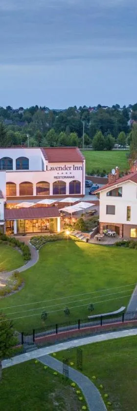 Lavender Inn Guest House，位于Viešvėnai的酒店