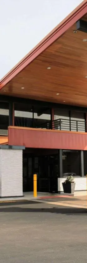 奥黑尔机场品质酒店，位于席勒公园的酒店