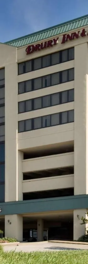 Drury Plaza Hotel St Louis Creve Coeur，位于克雷沃克尔的酒店