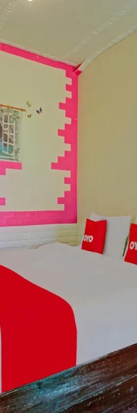 OYO 3208 Villa Inn App Trawas Bintaro Syariah，位于Kemloko-gede的酒店
