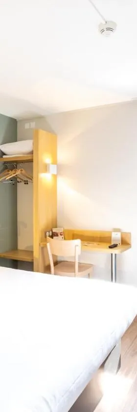 B&B HOTEL Angers Parc Expos，位于圣锡尔万当茹的酒店