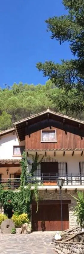 Els Avets de la Muga，位于Sant Llorenç de la Muga的酒店