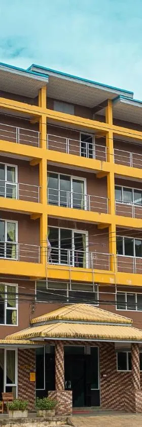 KritshanaJPR 3 K Hotel，位于达叻府的酒店