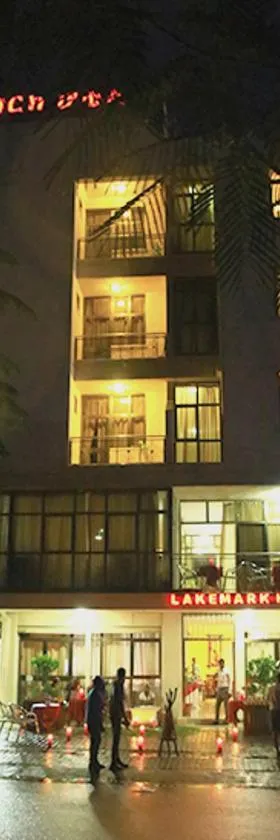 Lakemark Hotel and Tour Service Bahir Dar，位于巴赫达尔的酒店