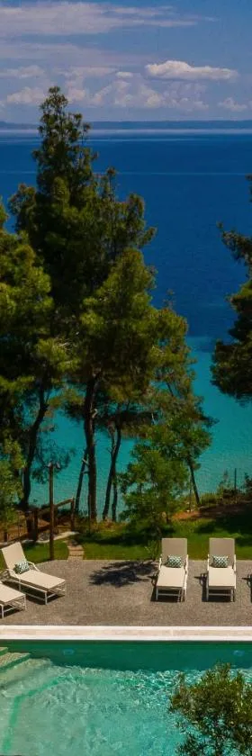 Elies 33 Bio Retreat，位于阿菲托斯的酒店