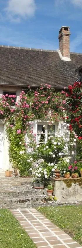 Maison Vérosia，位于Saint-Loup-de Naud的酒店