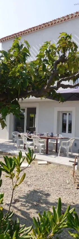 Villa T5 climatisée - Front de Mer - Narbonne Plage，位于纳博讷普拉日的酒店