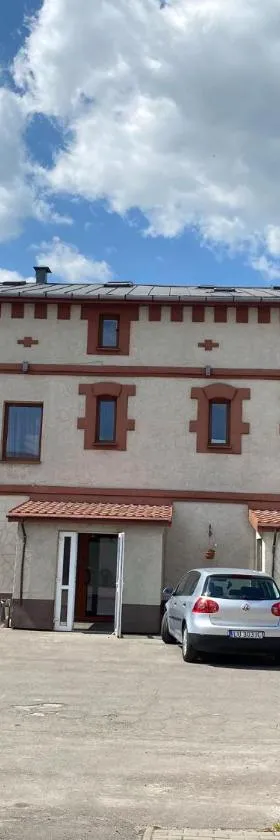Apartamenty Mieszkaniowe Kadrema，位于Rybczewice的酒店