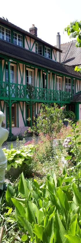 Le Jardin des Merveilles，位于Saint-Pierre-dʼAutils的酒店