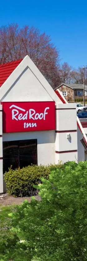 Red Roof Inn Warrenton，位于沃伦顿的酒店