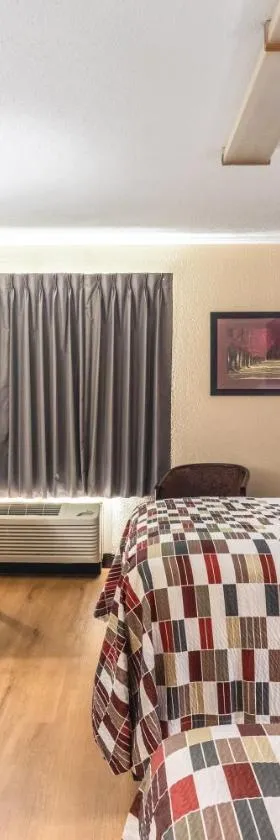 Red Roof Inn Ashtabula - Austinburg，位于阿什塔比拉的酒店