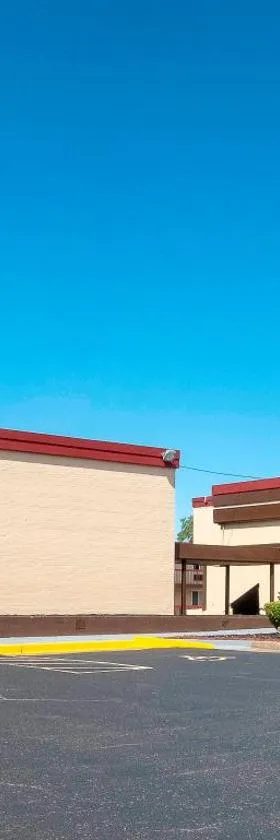 Red Roof Inn Murray，位于穆雷的酒店