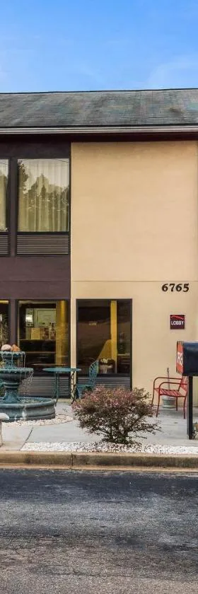 Red Roof Inn Spartanburg - I-26，位于斯帕坦堡的酒店