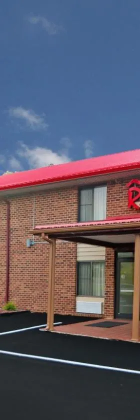 希尔斯维尔红屋顶客栈，位于希尔斯维尔的酒店