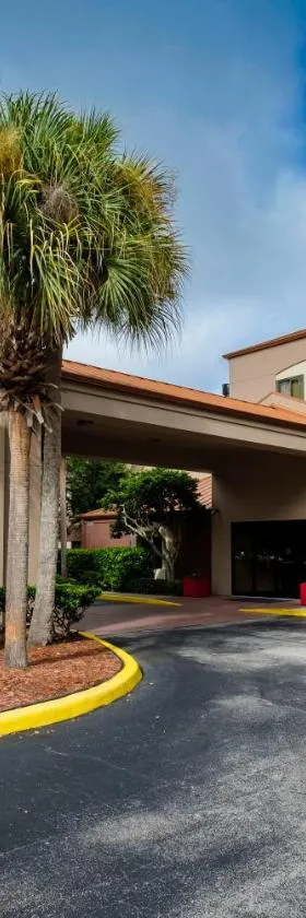 Red Roof Inn PLUS+ Palm Coast，位于棕榈海岸的酒店