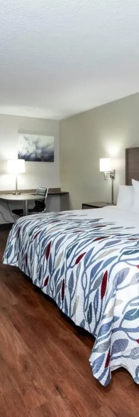 Red Roof Inn Petersburg - Fort Lee，位于彼得斯堡的酒店