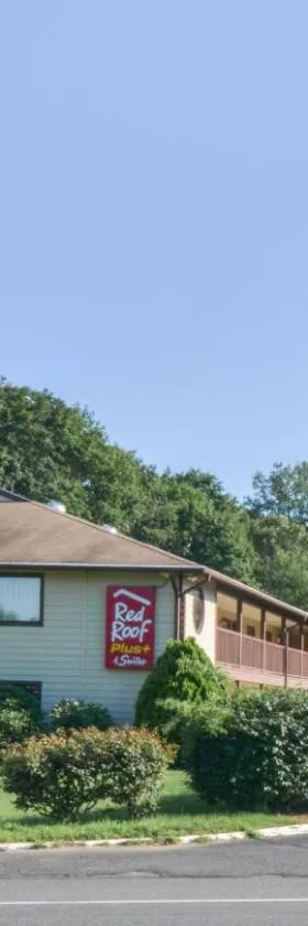 吉尔福德红屋顶优质酒店，位于吉尔福德的酒店