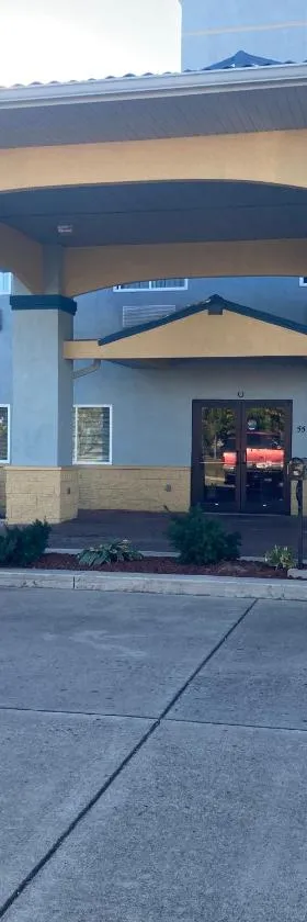 马丁斯维尔速8汽车旅馆，位于Martinsville的酒店